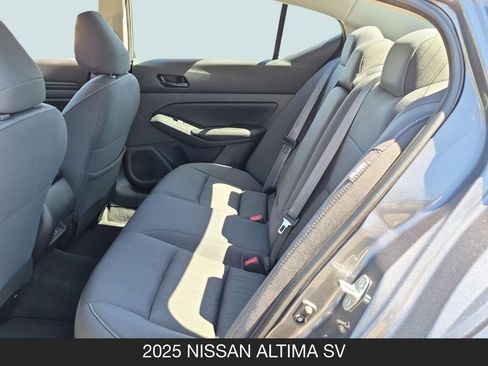 Used 2025 Nissan Altima 2.5 SV w/ SV Special Edition Package FWD image 17
