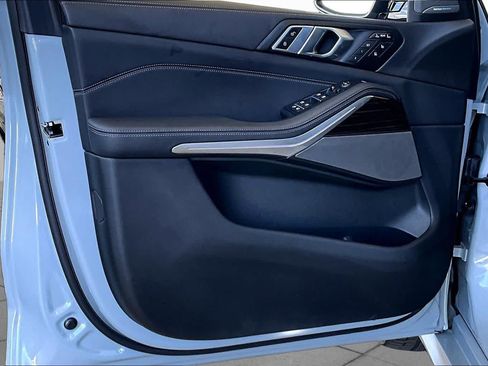 Used 2026 BMW X7 xDrive40i w/ Executive Package AWD/4WD image 22