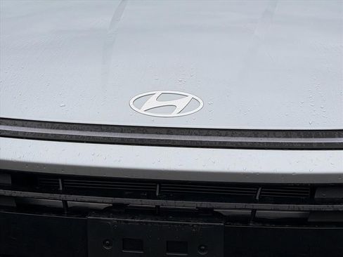 Used 2025 Hyundai Sonata SE image 16