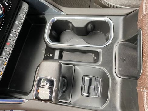 Used 2024 GMC Sierra 1500 Denali RWD image 19