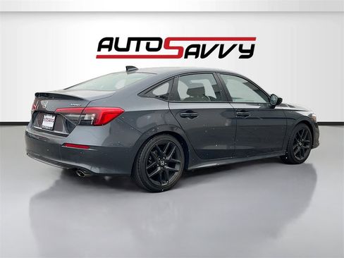 Used 2023 Honda Civic Sport image 7