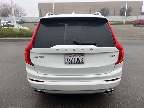 Used 2016 Volvo XC90 T6 Momentum image 6