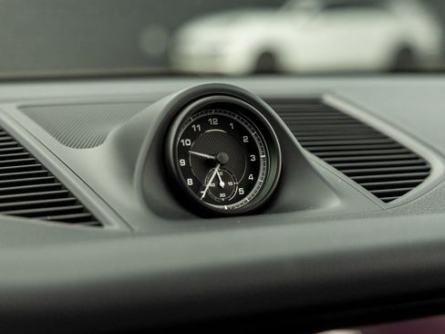 New 2026 Porsche Macan image 31