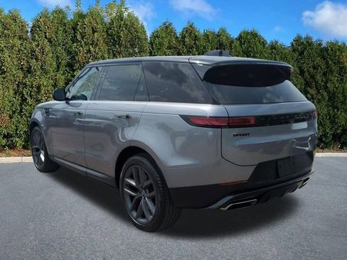 Used 2024 Land Rover Range Rover Sport SE AWD/4WD image 6