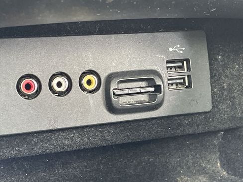Used 2013 Lincoln MKX AWD image 27