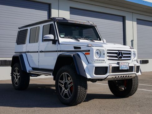 Used 2017 Mercedes-Benz G 550 Squared image 4