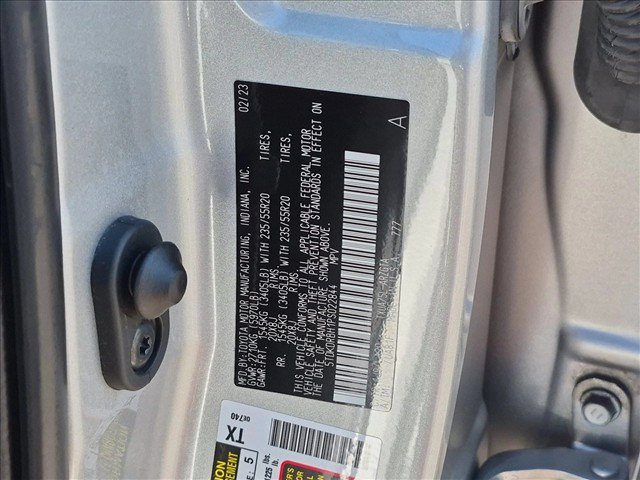 Used 2023 Toyota Highlander Platinum AWD/4WD image 24