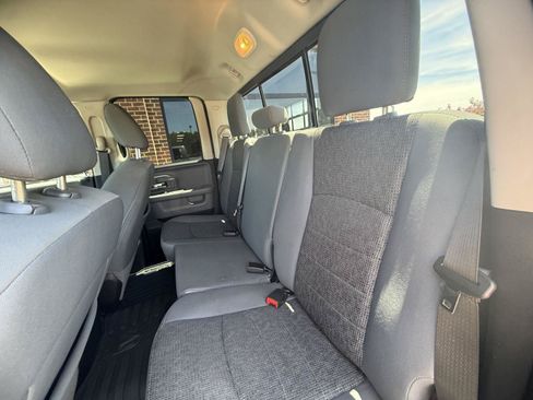 Used 2019 RAM 1500 Big Horn AWD/4WD image 14