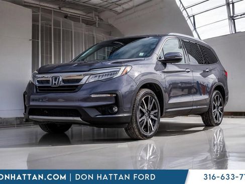 Used 2022 Honda Pilot Touring image 1
