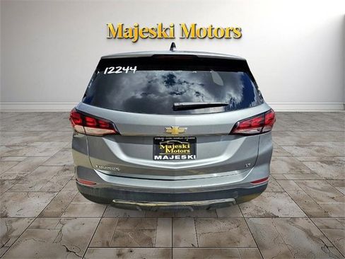 Used 2023 Chevrolet Equinox LT image 6