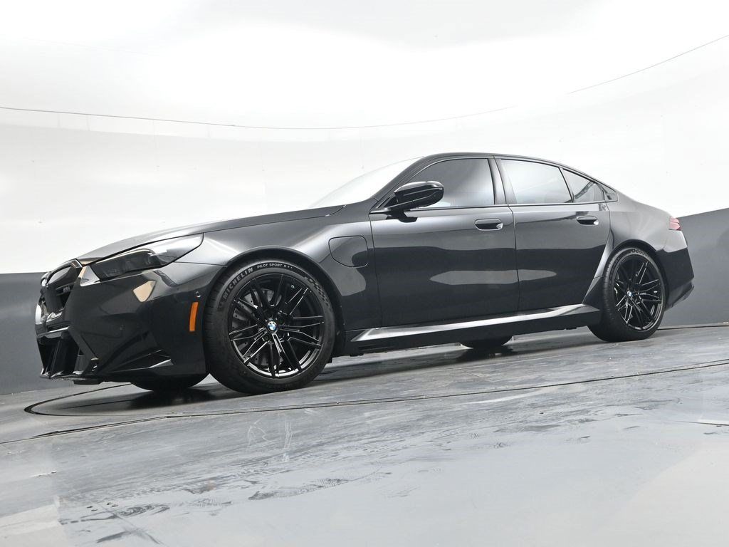 Used 2026 BMW M5 w/ Executive Package AWD/4WD image 37