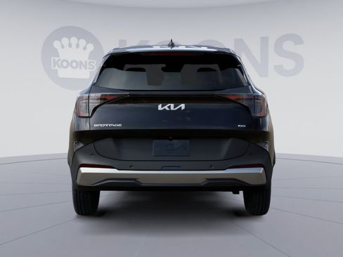 New 2026 Kia Sportage LX image 7