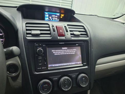 Used 2015 Subaru Forester 2.5i Touring w/ Eyesight & Navigation System AWD/4WD image 34