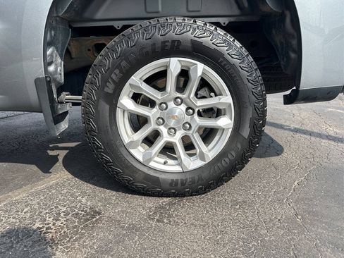Used 2024 Chevrolet Silverado 1500 LT AWD/4WD image 20