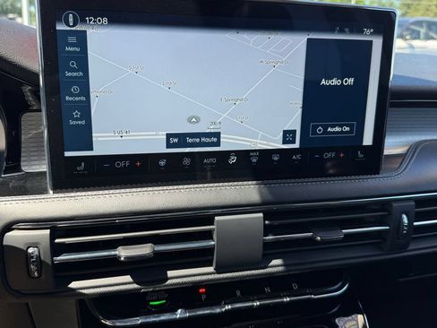 Used 2023 Lincoln Corsair AWD w/ Equipment Group 101A image 18
