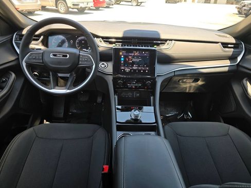 New 2026 Jeep Grand Cherokee L 4WD image 6