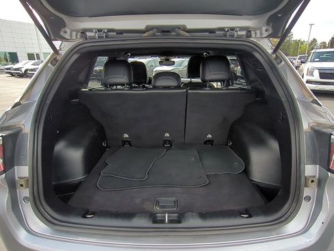 Used 2023 Jeep Compass Limited image 31