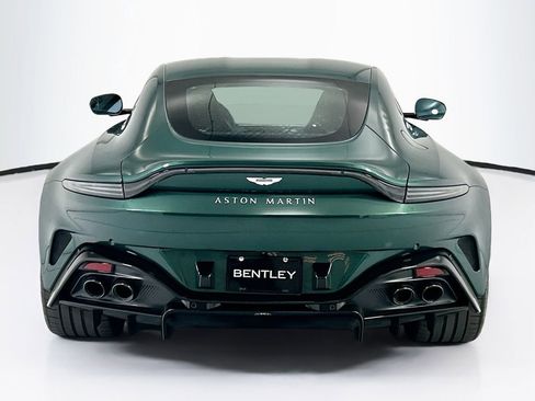 Used 2026 Aston Martin V8 Vantage Coupe RWD image 6