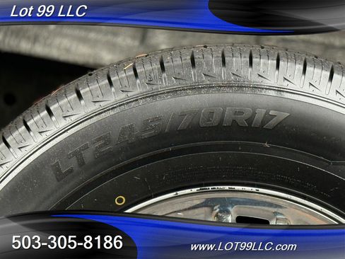 Used 2021 Nissan NV 3500 SV image 59