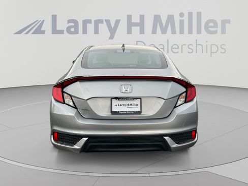 Used 2016 Honda Civic EX-T image 4