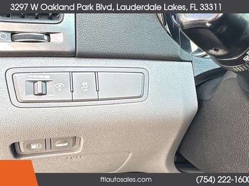 Used 2014 Hyundai Sonata Limited w/ Panoramic Sunroof Package 02 image 43