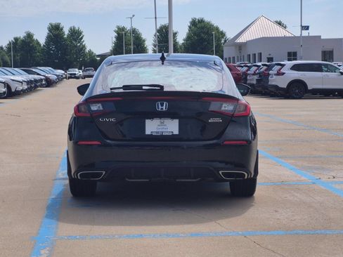 Used 2023 Honda Civic Sport Touring image 8