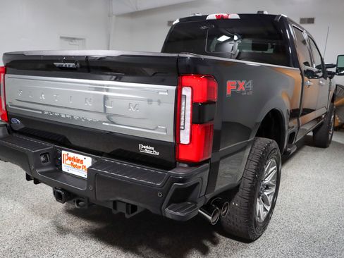 Used 2024 Ford F250 Platinum image 7