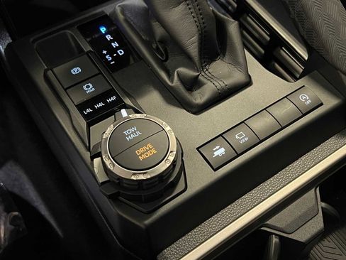 Certified 2025 Toyota 4Runner Limited image 28