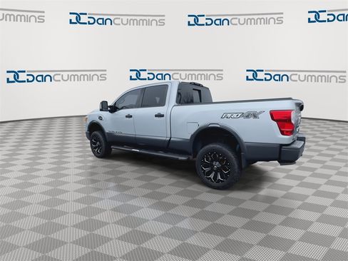 Used 2017 Nissan Titan PRO-4X image 6