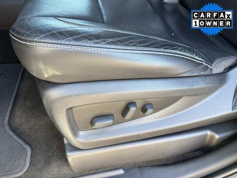 Used 2018 Chevrolet Tahoe Premier image 25