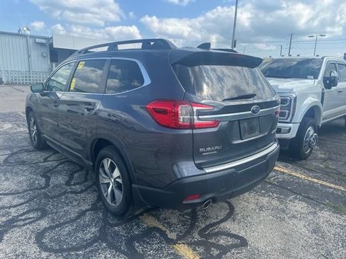 Used 2023 Subaru Ascent Premium w/ Convenience Package AWD/4WD image 3