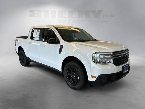 Certified 2024 Ford Maverick Lariat w/ FX4 Off-Road Package AWD/4WD image 2
