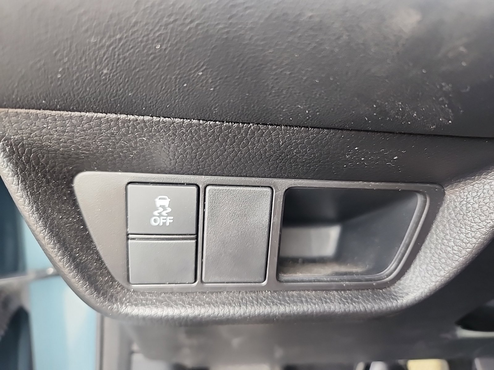 Used 2025 Honda HR-V Sport image 14