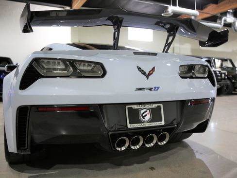 Used 2019 Chevrolet Corvette ZR1 image 12