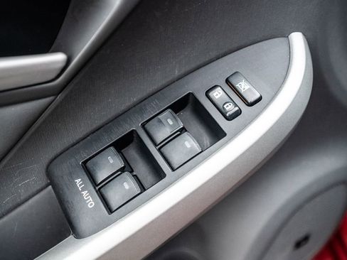 Used 2010 Toyota Prius Five image 21