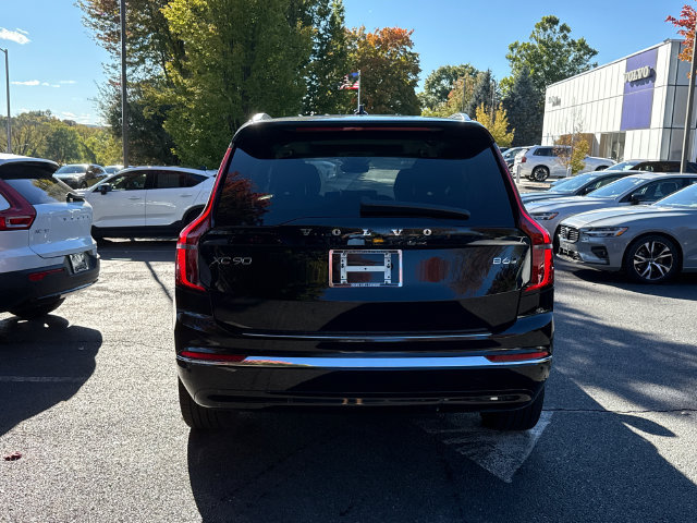 Used 2026 Volvo XC90 B6 Plus w/ Protection Package Premier AWD/4WD image 3