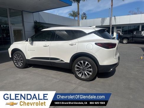 Used 2023 Chevrolet Blazer Premier w/ LPO, Sport Package image 4