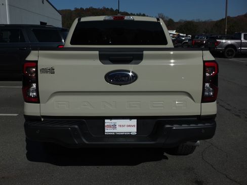 New 2025 Ford Ranger XLT w/ FX4 Off-Road Package image 4
