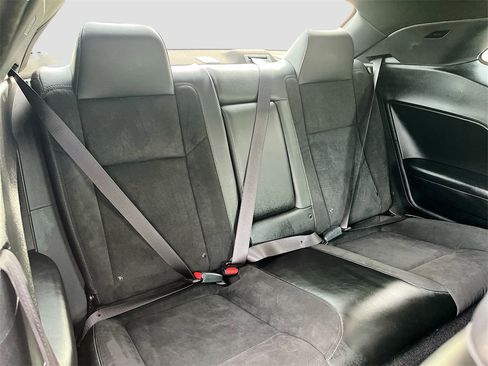 Used 2021 Dodge Challenger R/T w/ Plus Package image 27