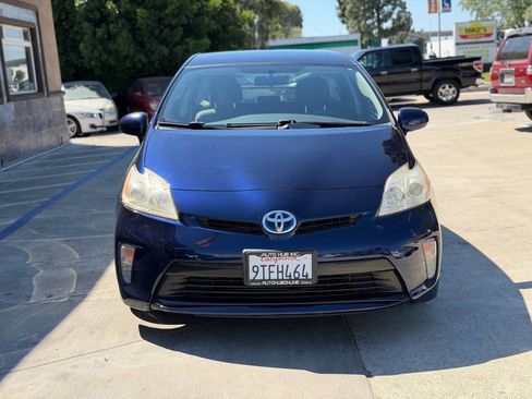 Used 2013 Toyota Prius Three w/ Solar Roof Pkg image 3