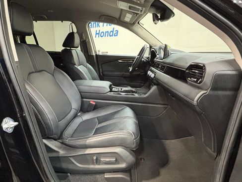 Certified 2023 Honda Pilot EX-L image 37