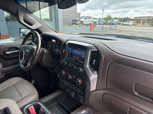 Used 2019 Chevrolet Silverado 1500 LTZ w/ LTZ Texas Edition AWD/4WD image 21