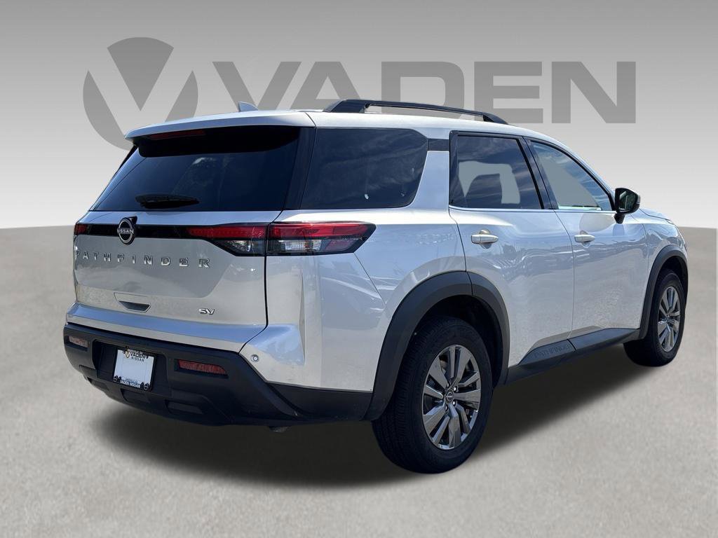 Used 2024 Nissan Pathfinder SV FWD image 9