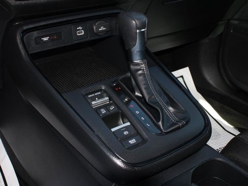 Certified 2024 Honda CR-V LX image 12