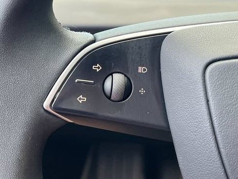 Used 2025 Tesla Model 3 Long Range RWD image 30