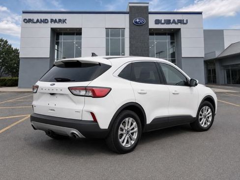 Used 2020 Ford Escape SE FWD image 7
