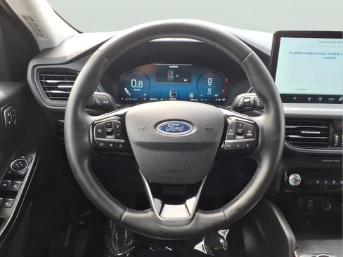 Used 2025 Ford Escape Platinum AWD/4WD image 19