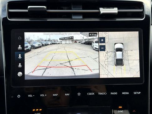 Used 2024 Hyundai Santa Cruz Limited image 17