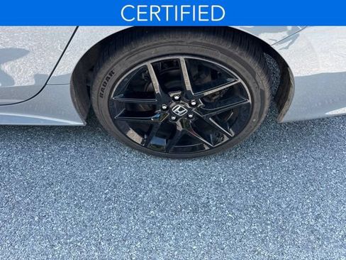 Used 2022 Honda Civic Sport image 8