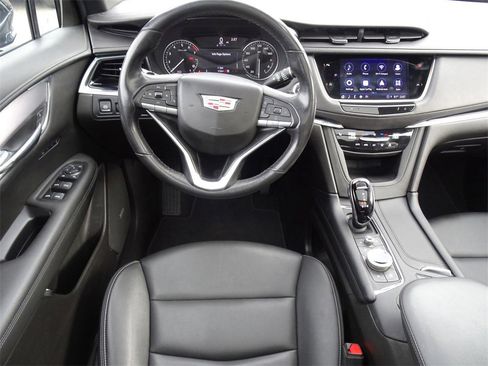 Certified 2023 Cadillac XT6 Luxury image 15